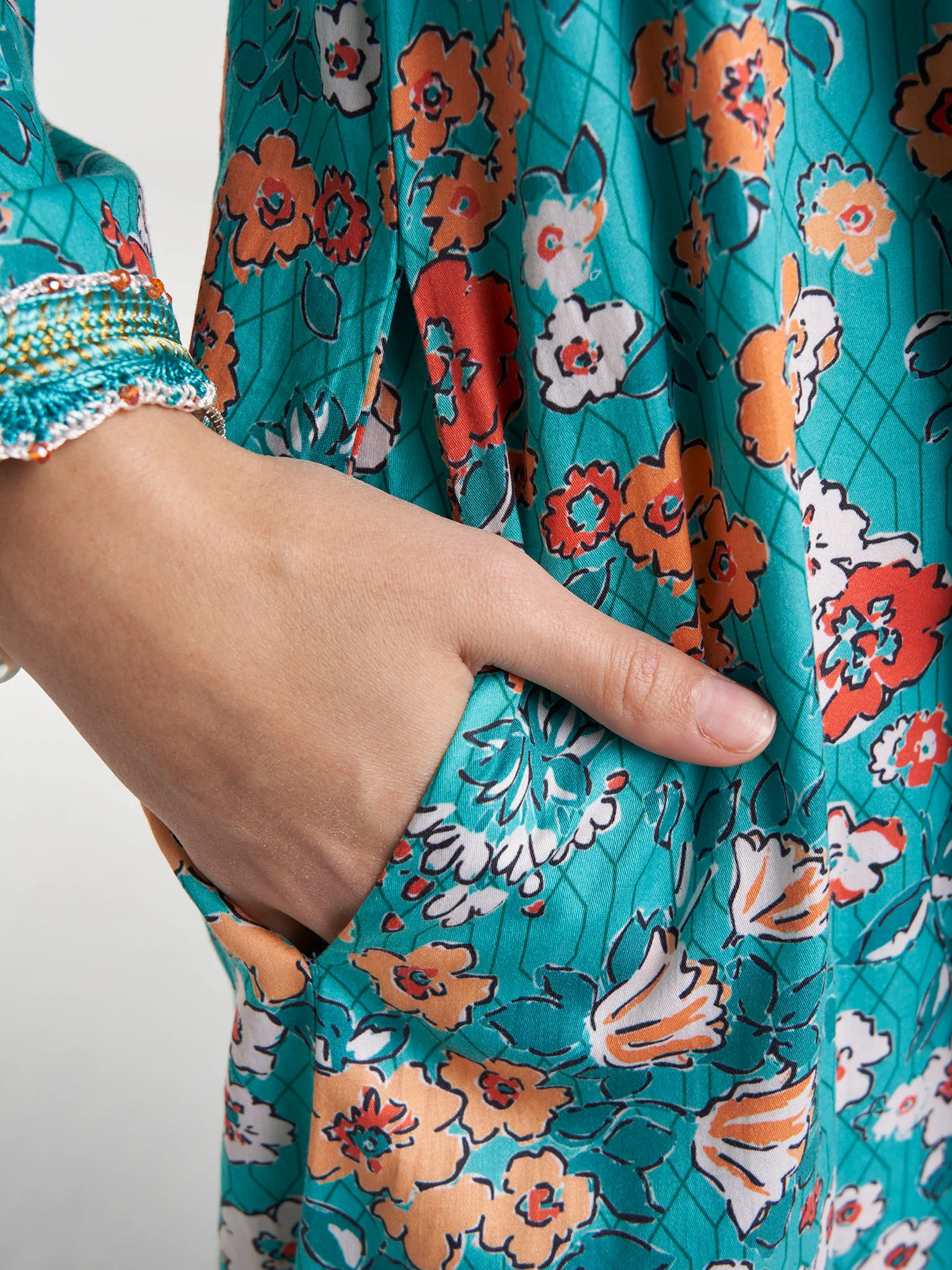 Floral Print Crochet Lace Work Cotton Jalabiya (VG2984) - Image 6