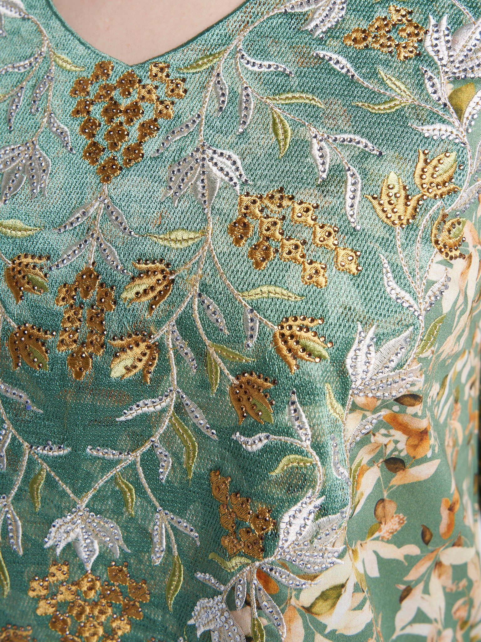 Green Colour Stone Work Cotton Satin Leaf Printed Jalabiya (VG3280) - Image 5
