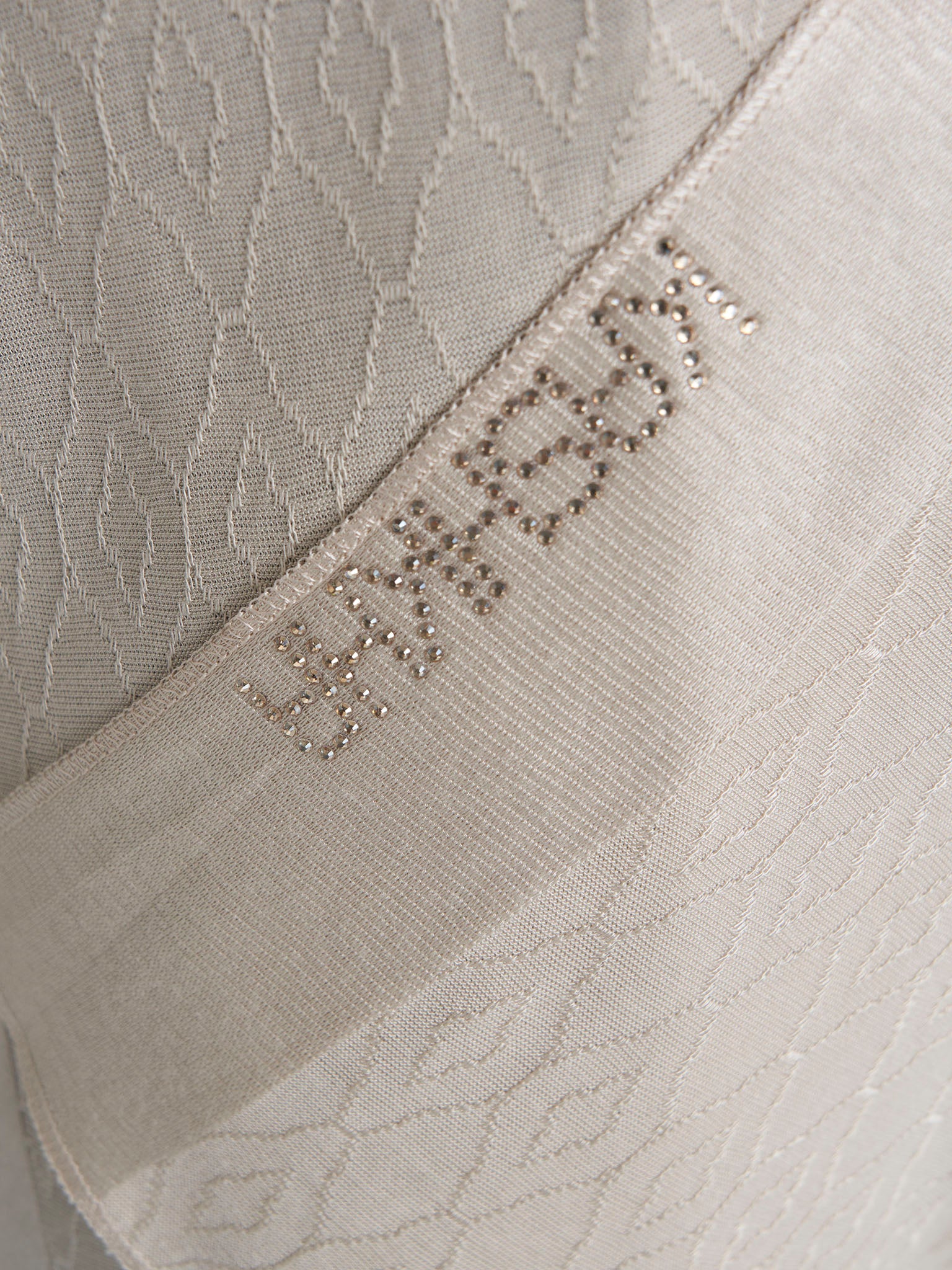 Floral Jacquard Self Print Jersey Hijab (SRKP22127L) - Image 26