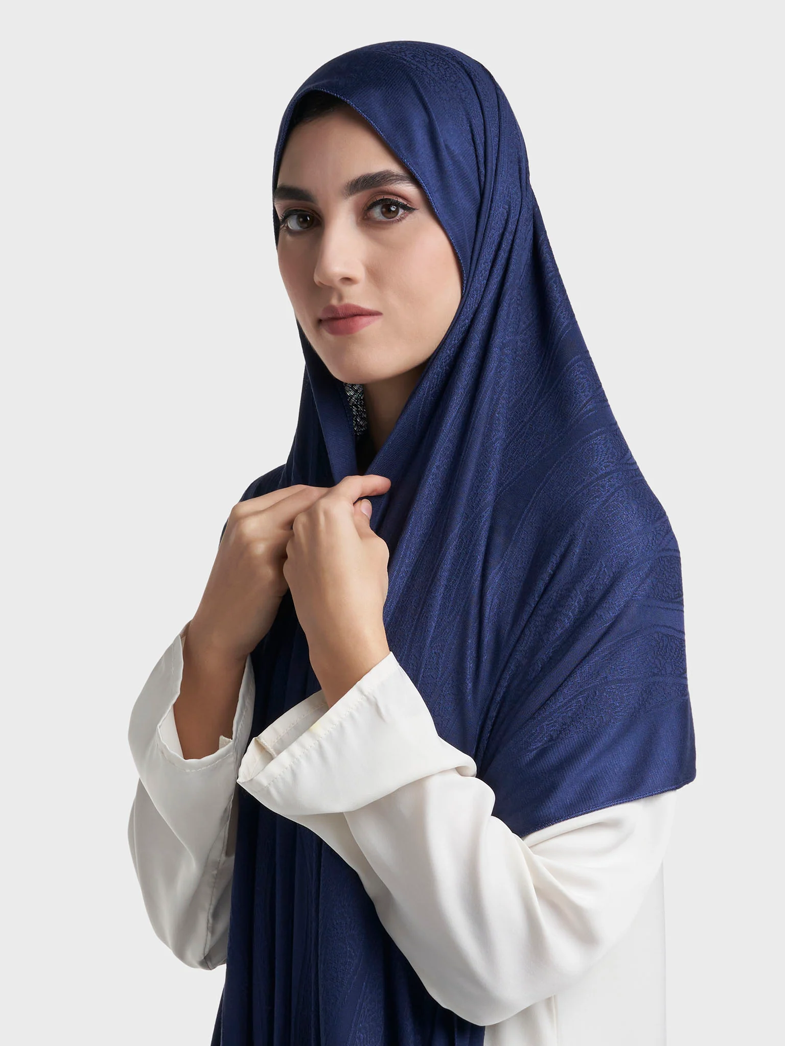 Veins Jacquard Self Print Jersey Hijab (SRKP22129L) - Image 10