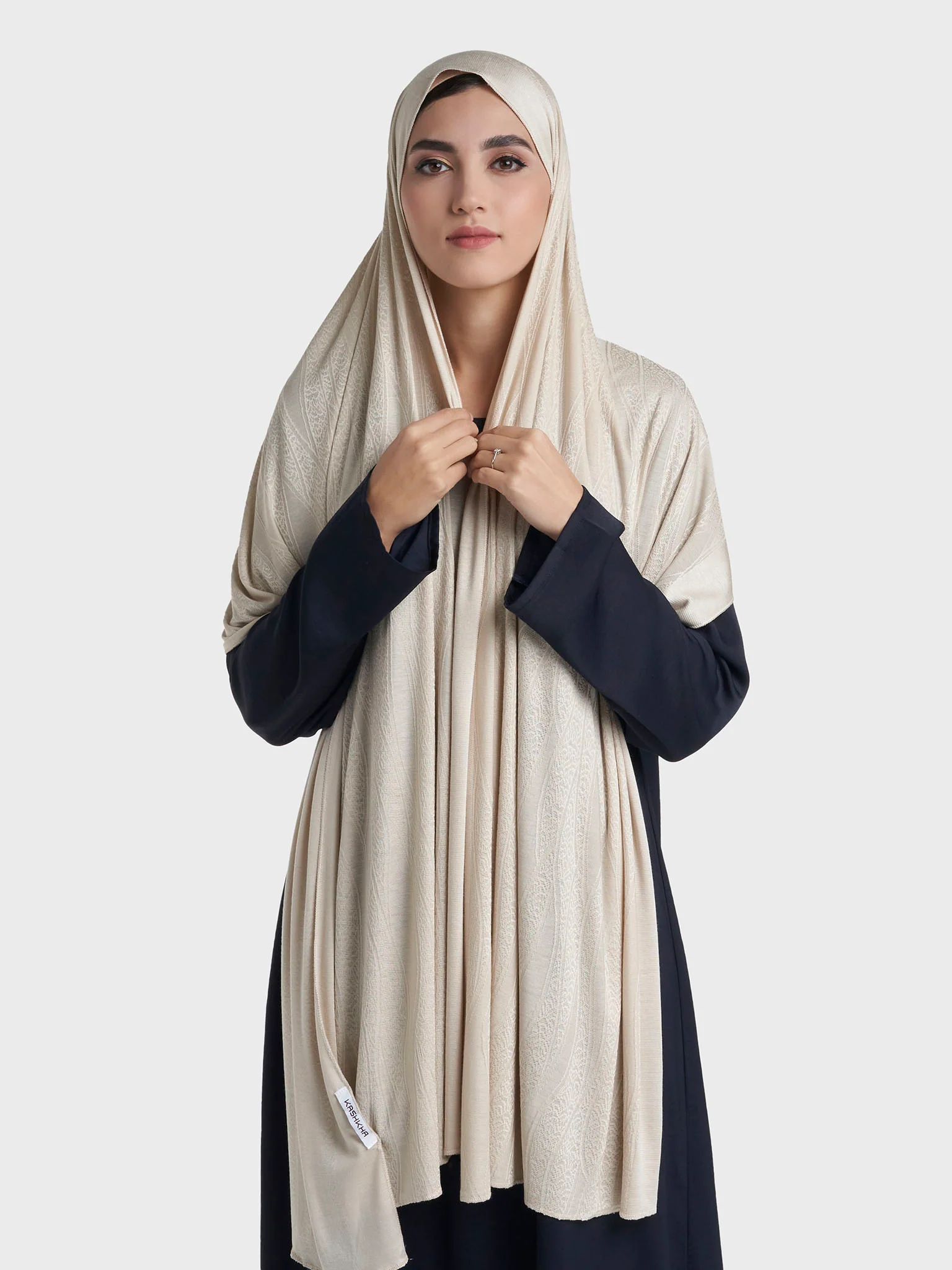 Veins Jacquard Self Print Jersey Hijab (SRKP22129L) - Image 5