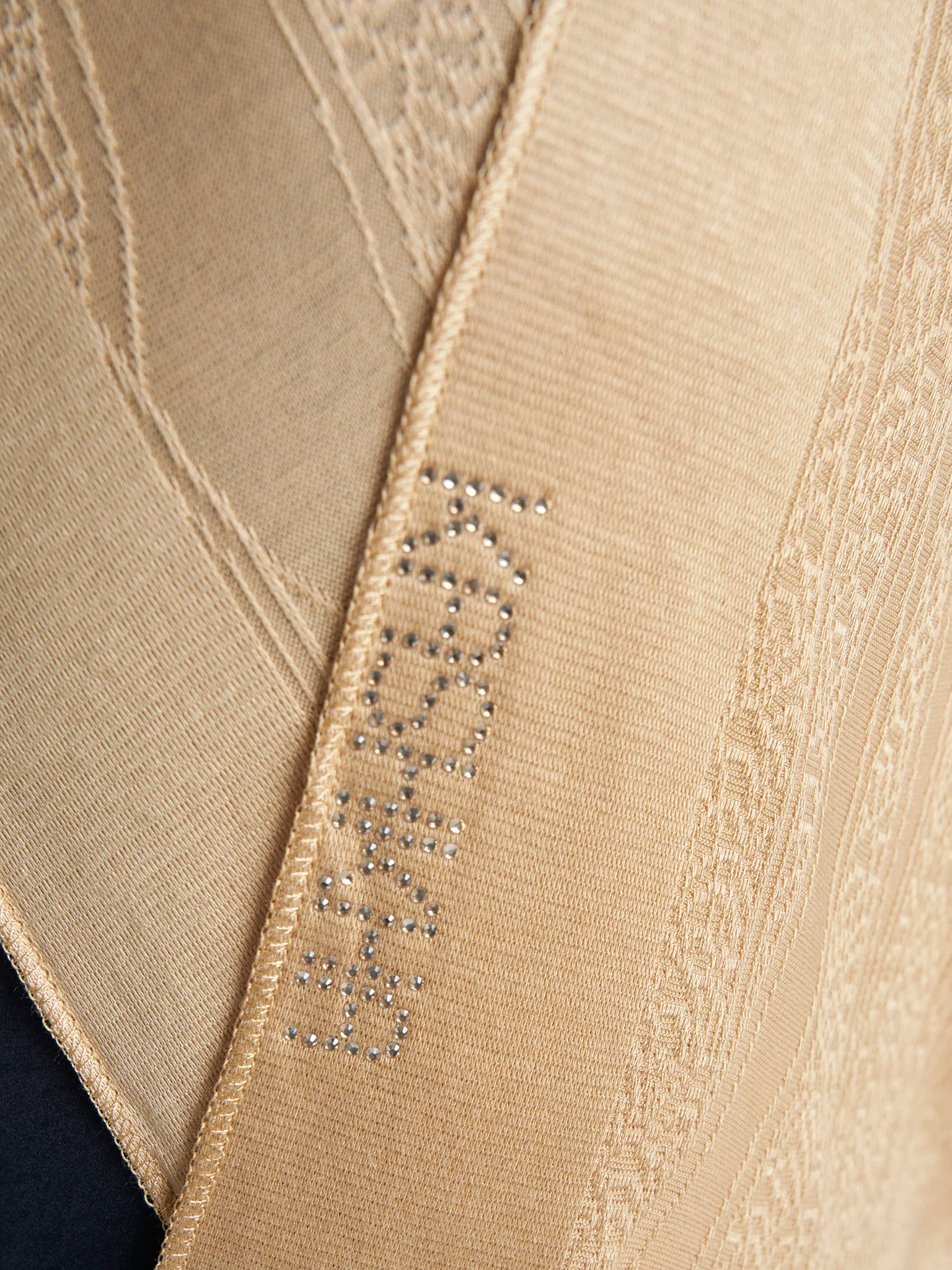 Veins Jacquard Self Print Jersey Hijab (SRKP22129L) - Image 9