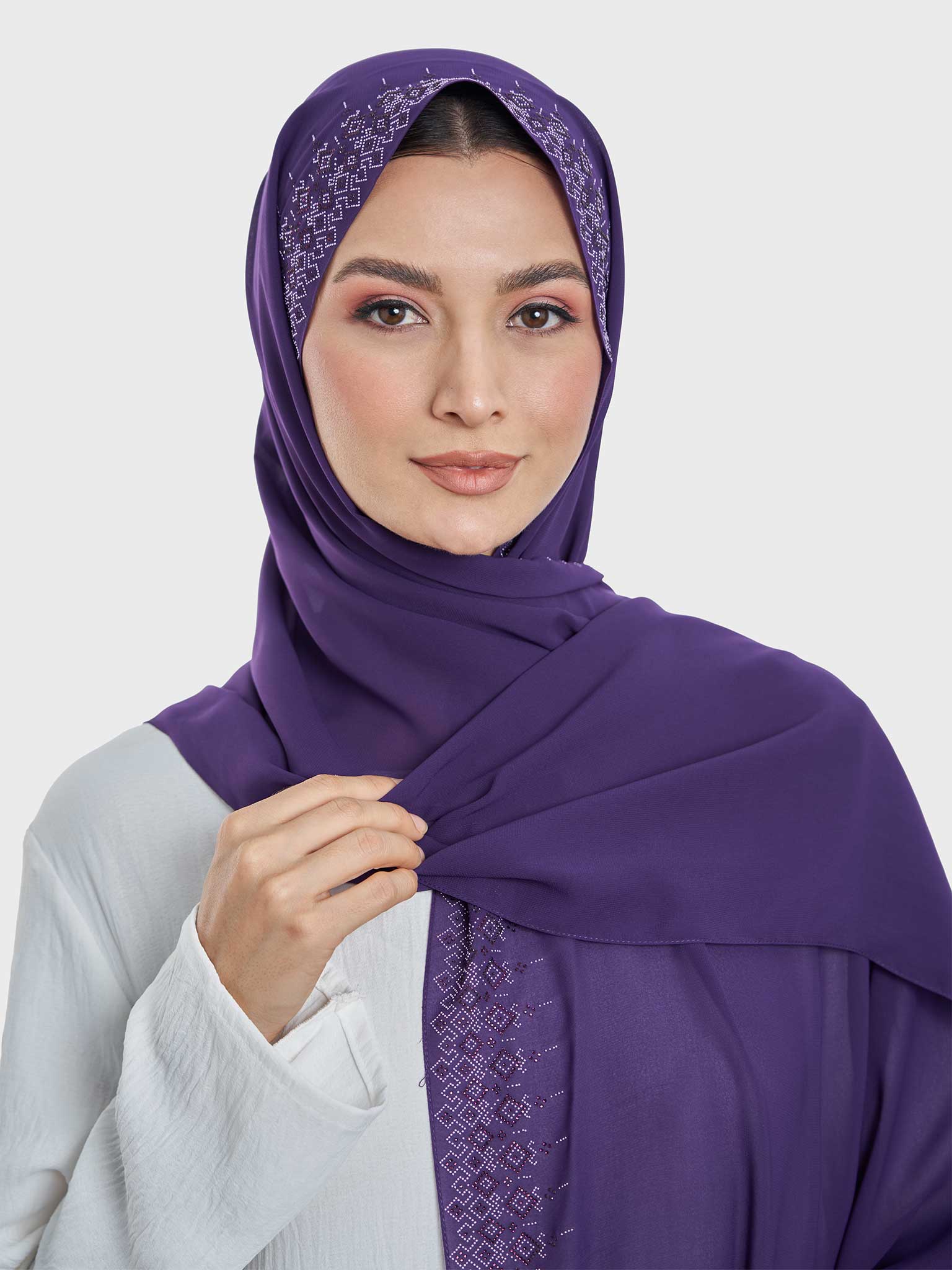 Chiffon Hijab With Geometric Stone Work Border (KP18069L) - Image 36