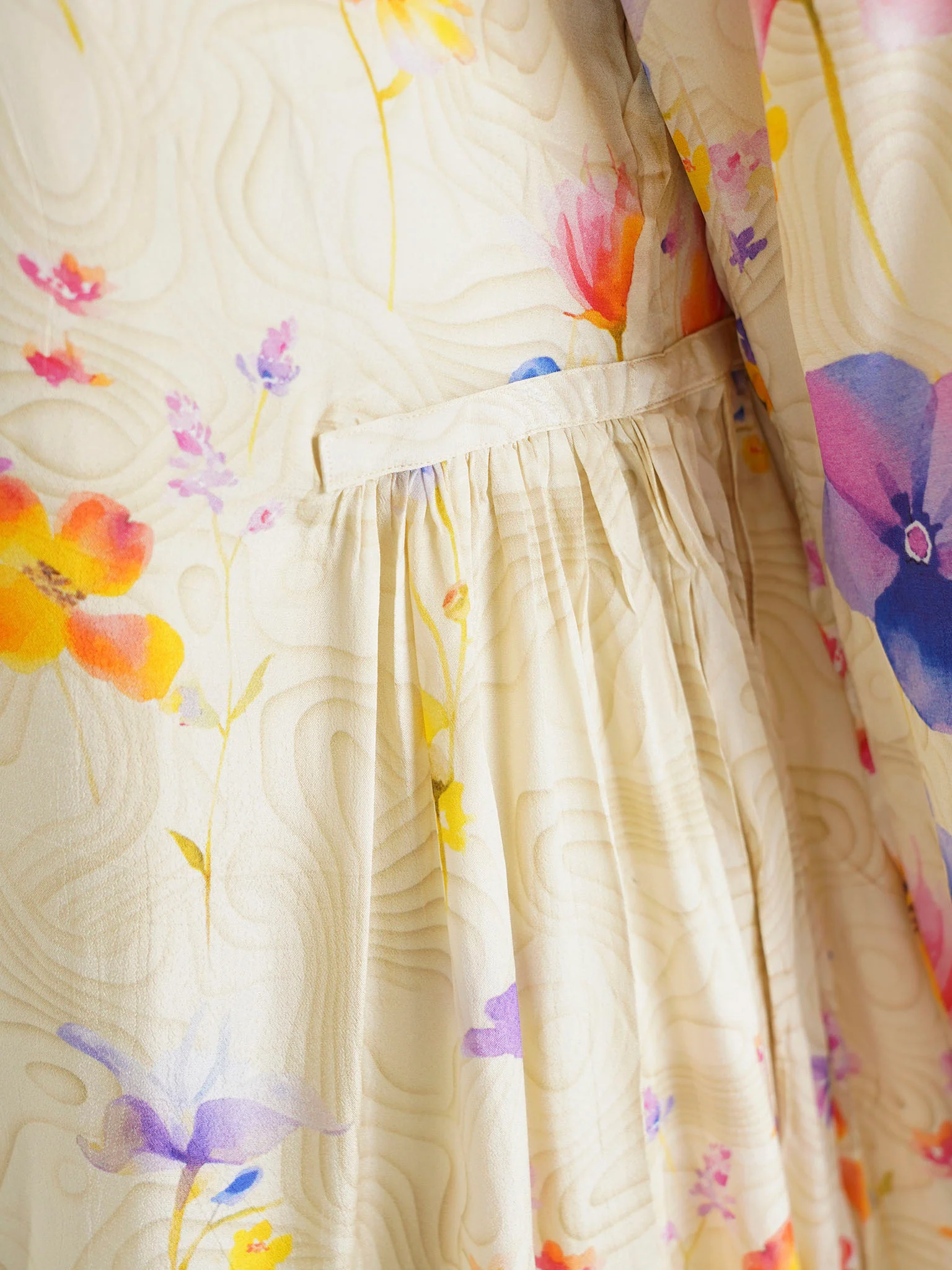 Cream Floral Printed Viscose Crepe Hand Work Kuwaiti Jalabiya (VDU846) - Image 6