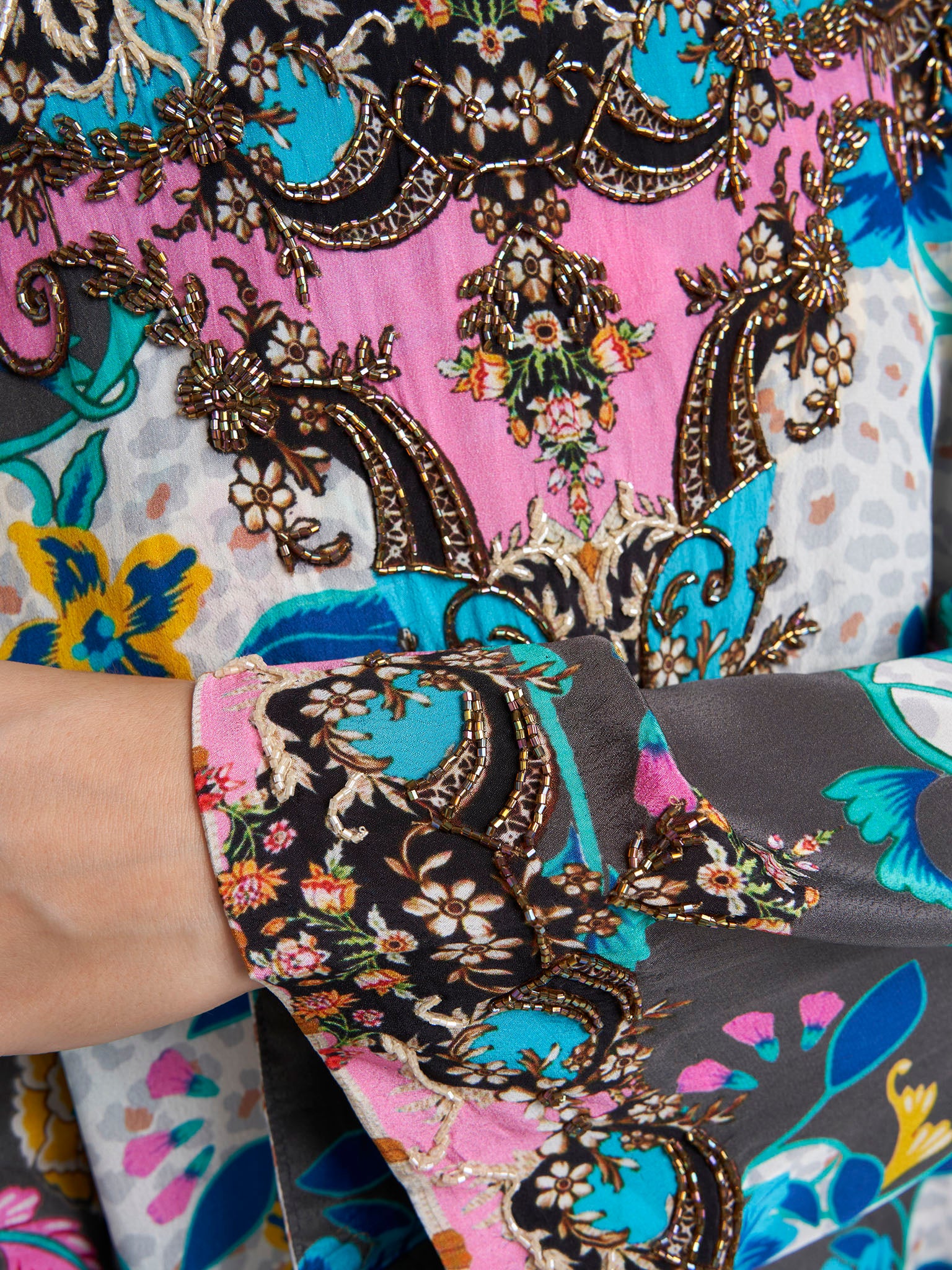 Charcoal Viscose Crepe Print Handwork Jalabiya (VDU848) - Image 5