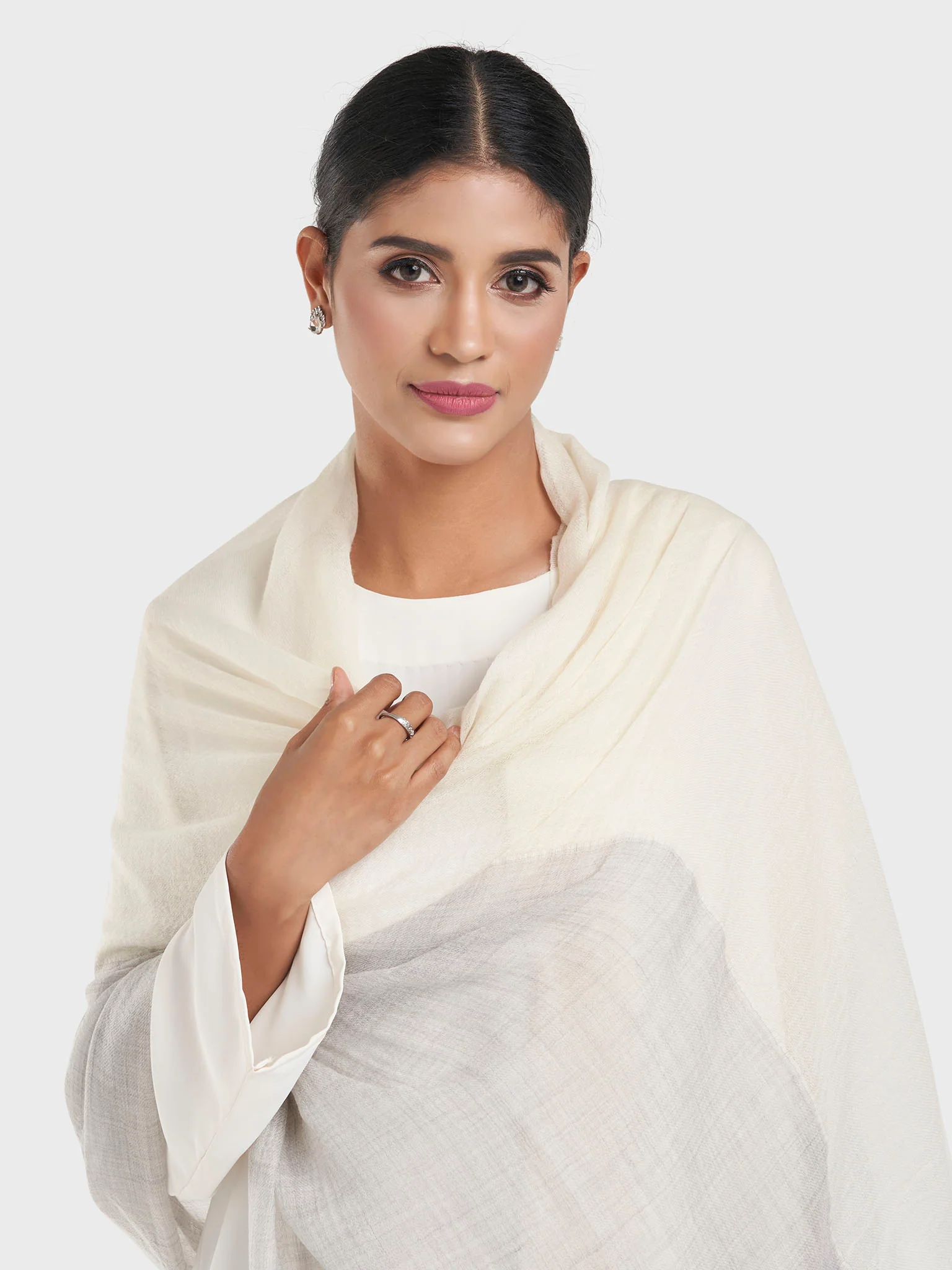 Two Tone Camel Wool Premium Qualtity Shawl (KGC021) - Image 10