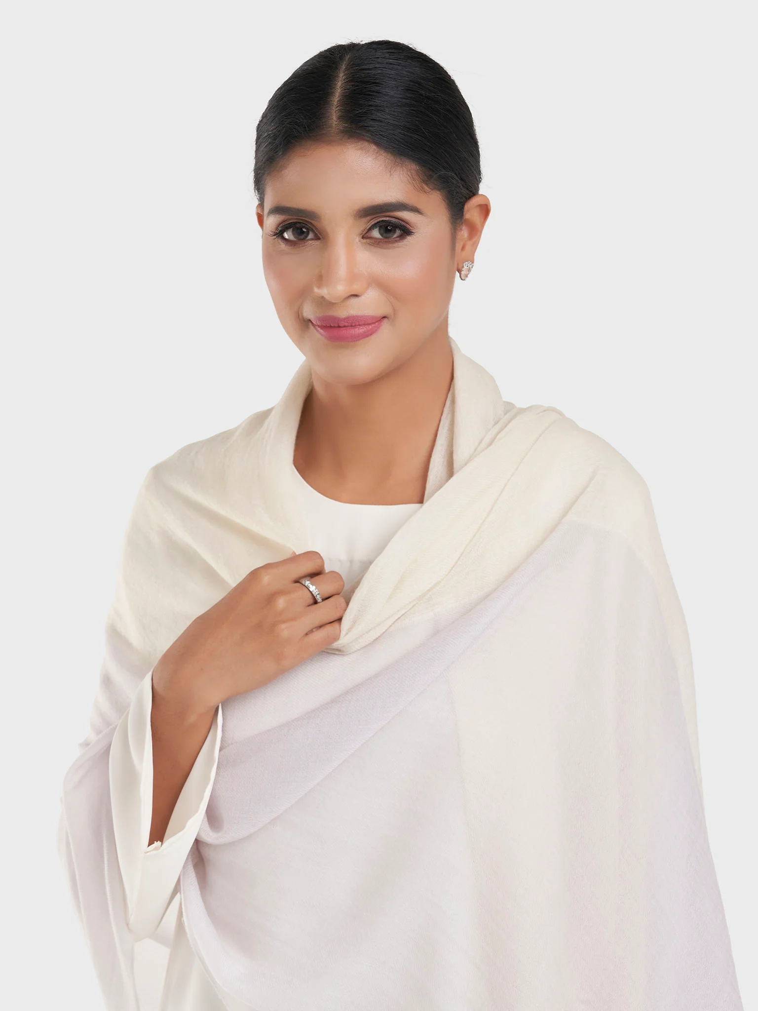 Two Tone Camel Wool Premium Qualtity Shawl (KGC021) - Image 7