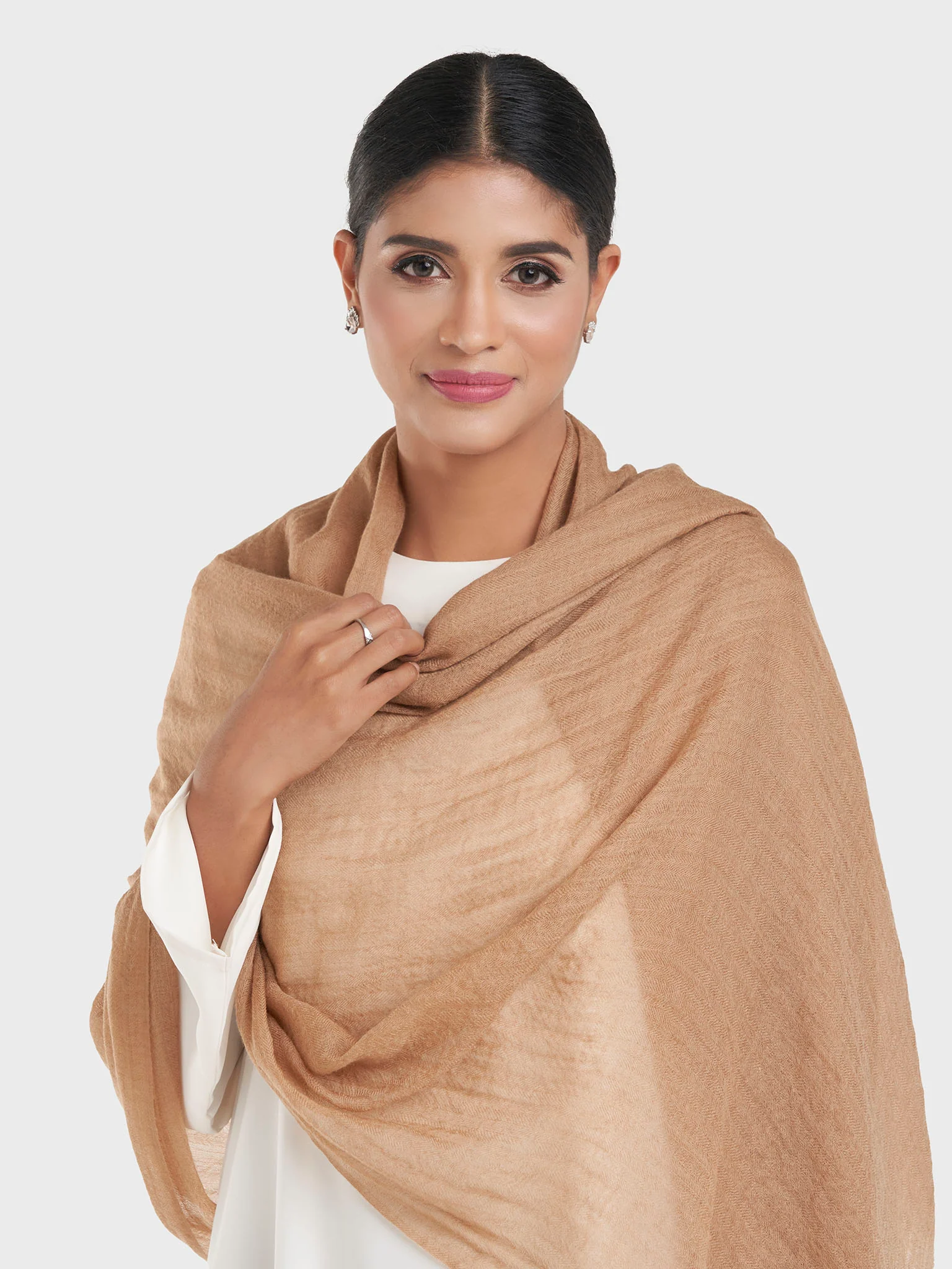 Premium Quality Camel Wool Shawl (KGC023) - Image 4
