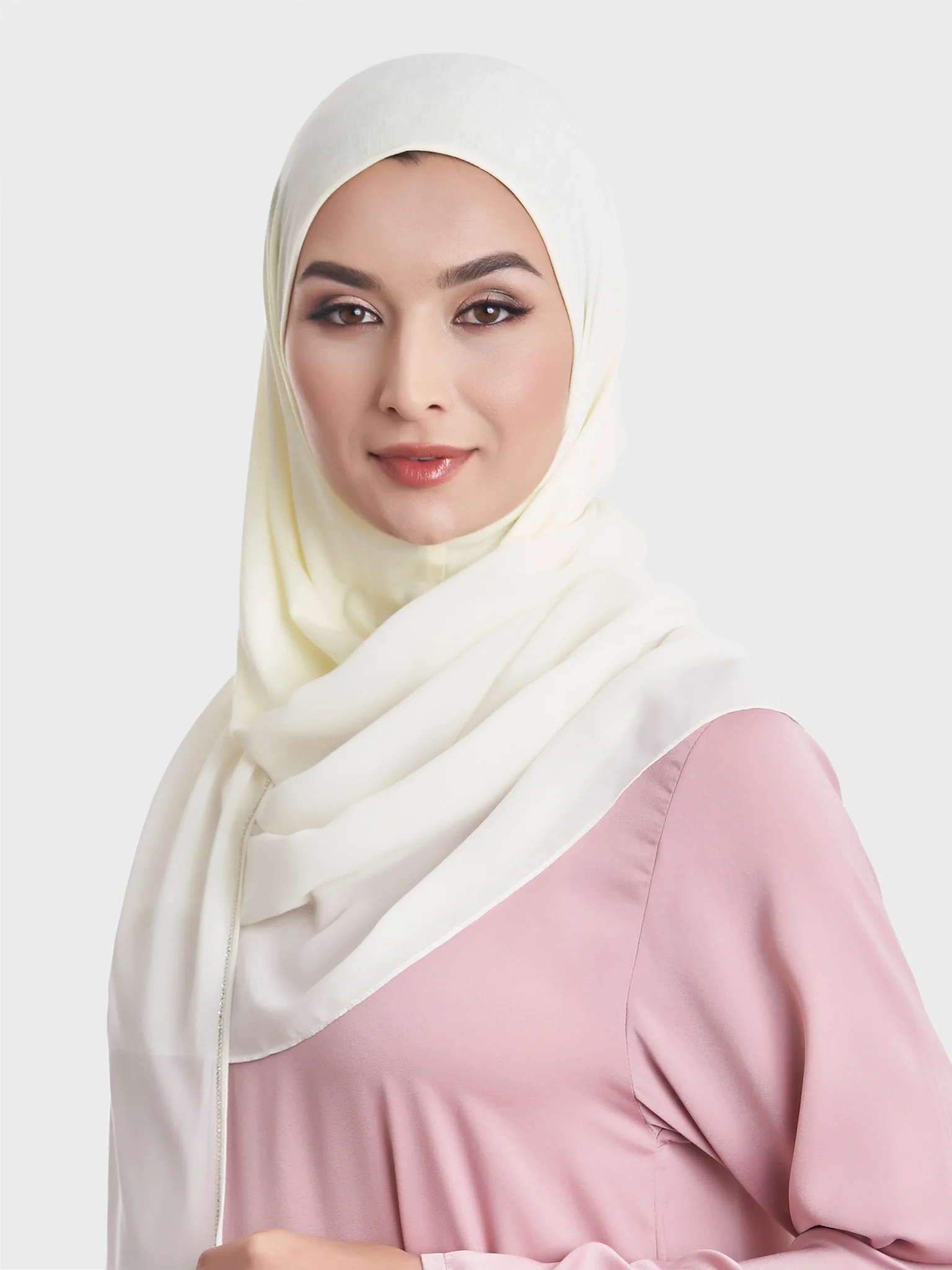 Ready to Wear Chiffon Single Stone Line Border Hijab (KP18115L) - Image 25