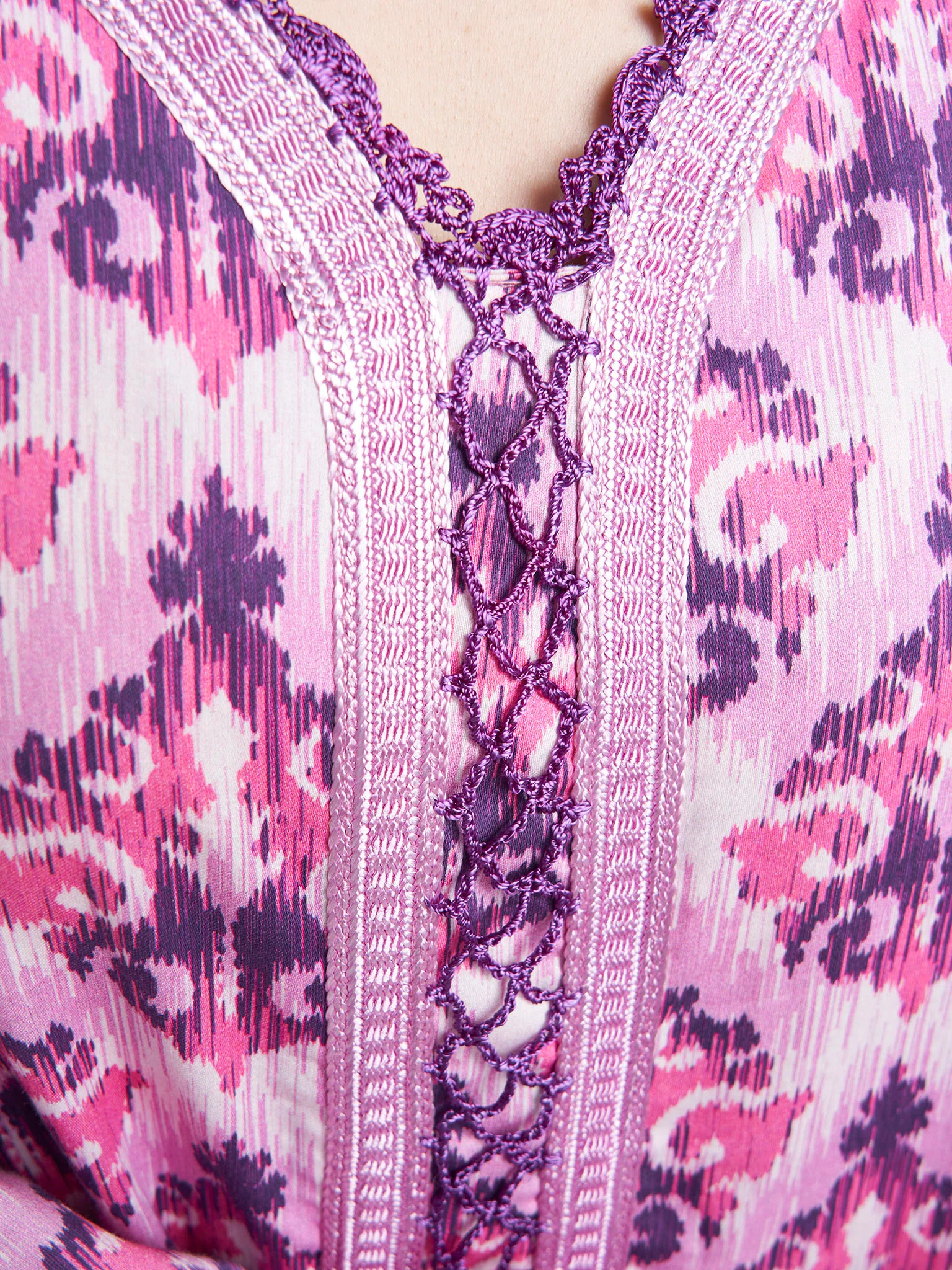 Lavender Colour Lace Work Cotton Satin Damask Printed Jalabiya (VW392) - Image 5