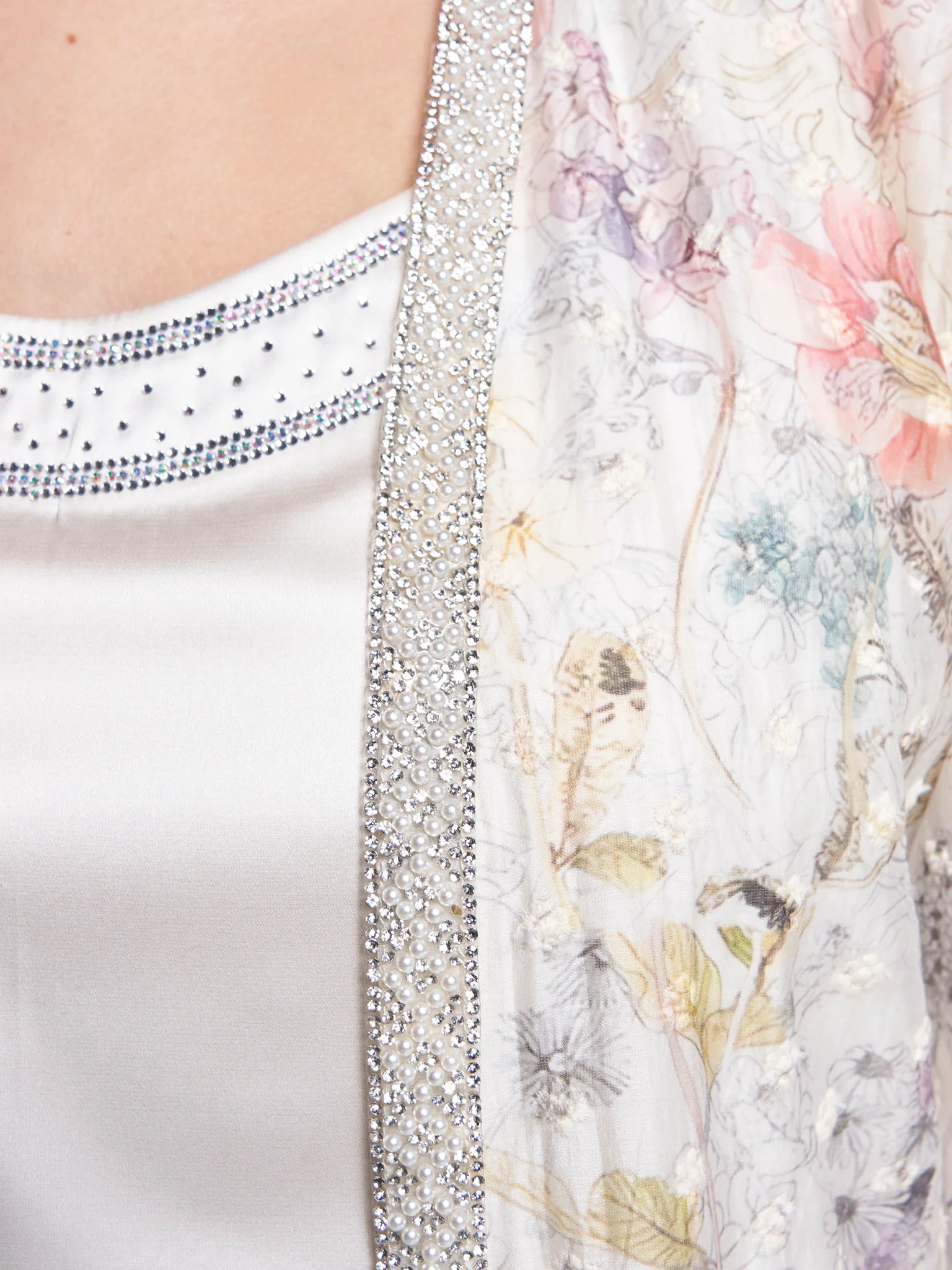 Machine Embroidered Flowers Hand work Satin Kimono (AM642) - Image 12