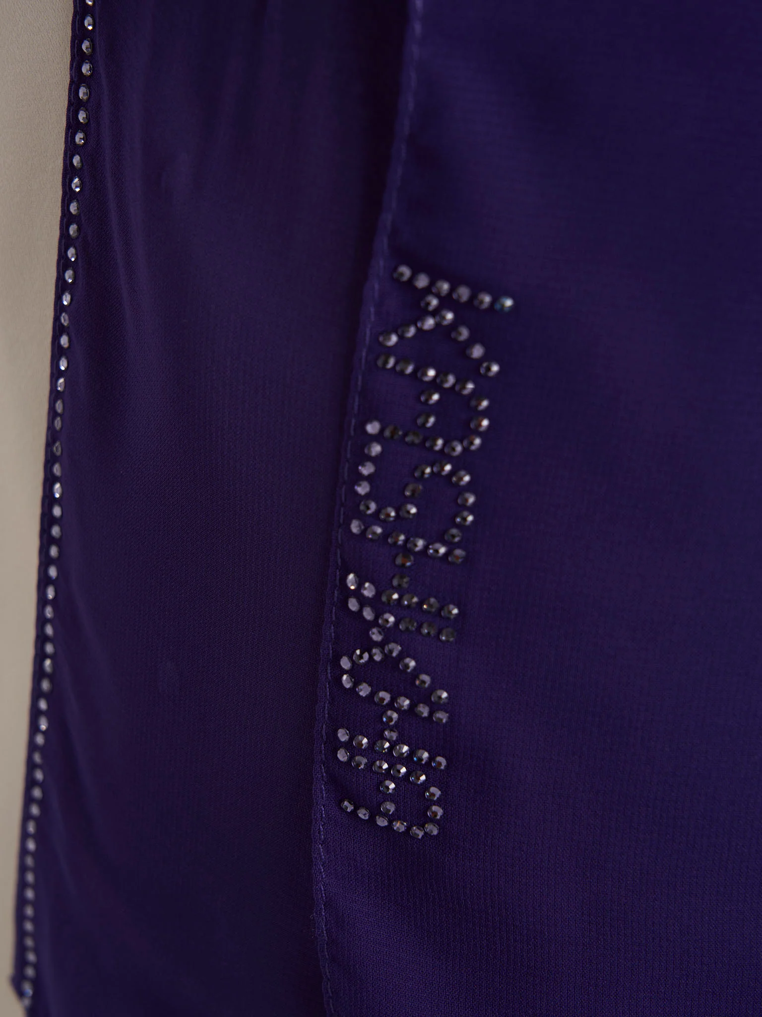 Stone Line Border Chiffon Hijab (KP11351L) - Image 9