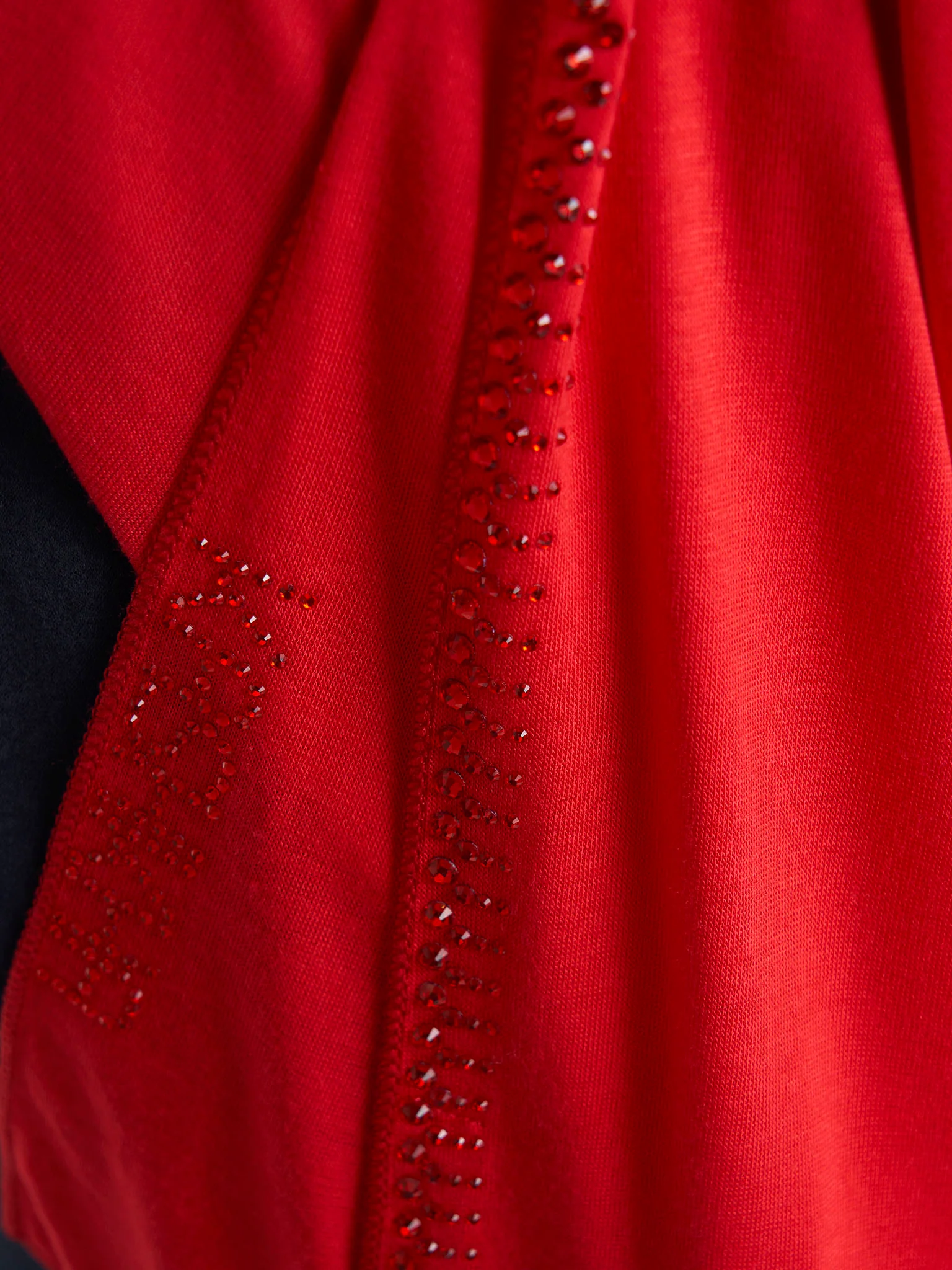 Plain Jersey Hijab with Crown Stone Line Border (KP18160L) - Image 102