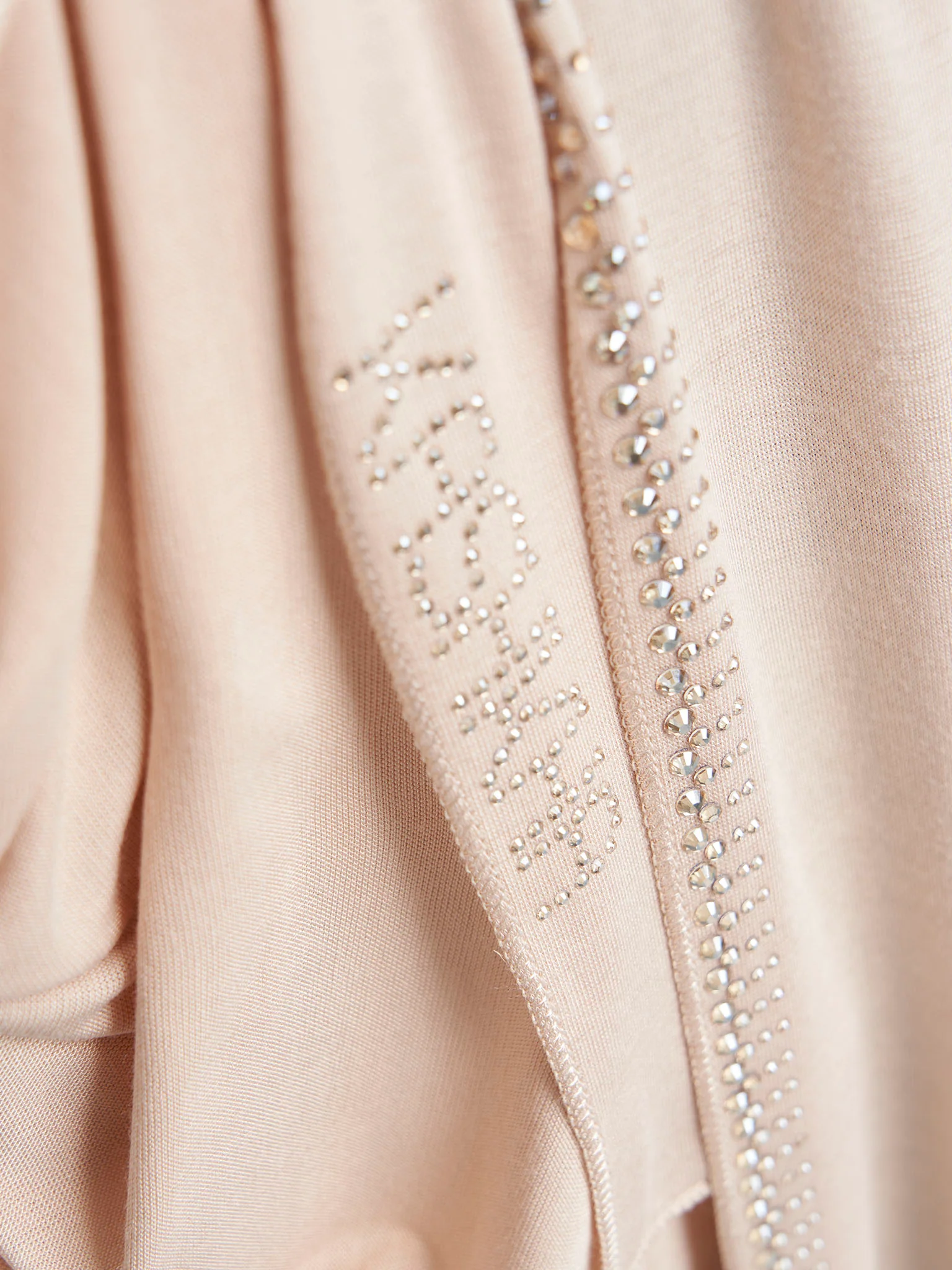 Plain Jersey Hijab with Crown Stone Line Border (KP18160L) - Image 57