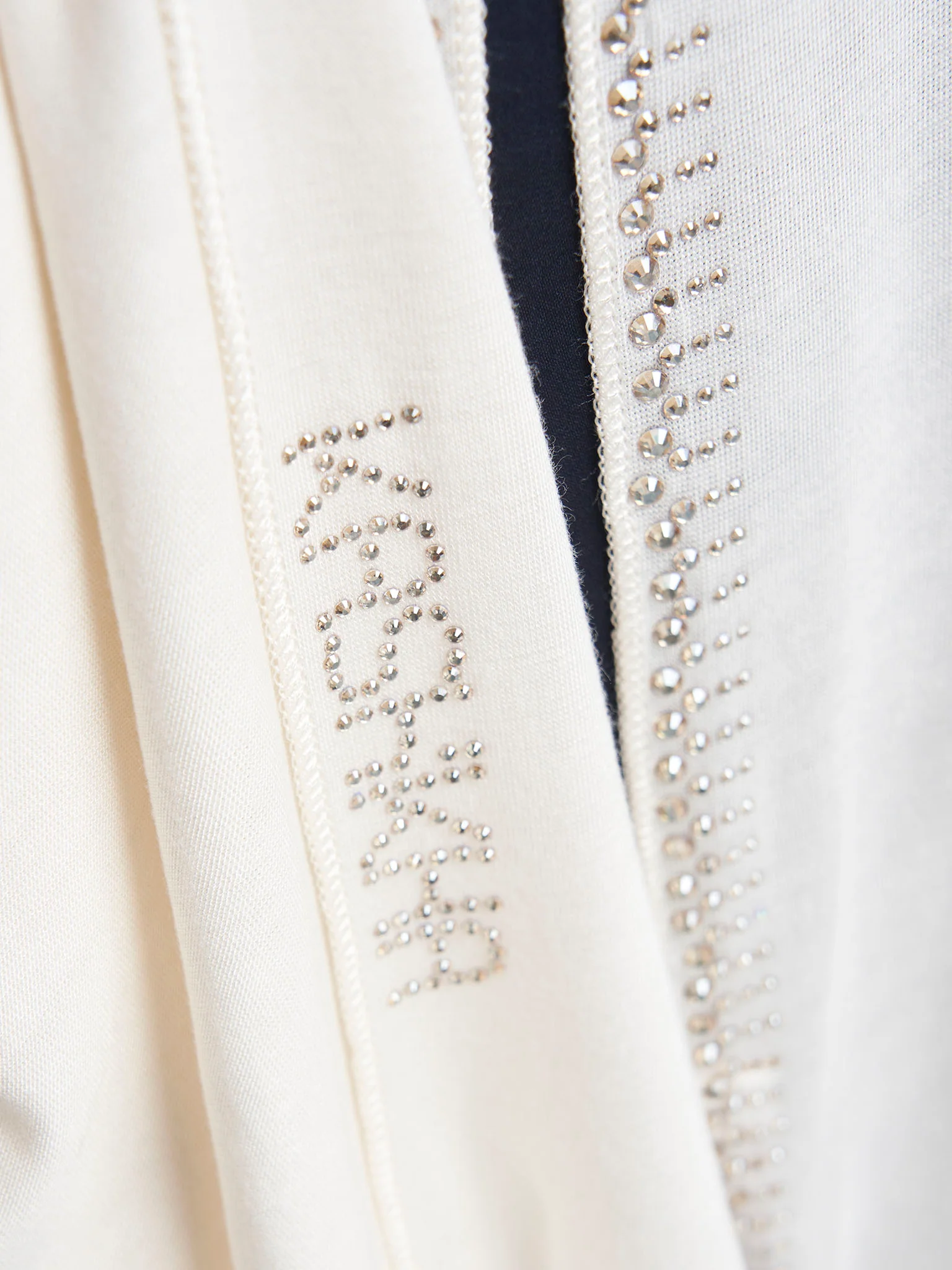 Plain Jersey Hijab with Crown Stone Line Border (KP18160L) - Image 69