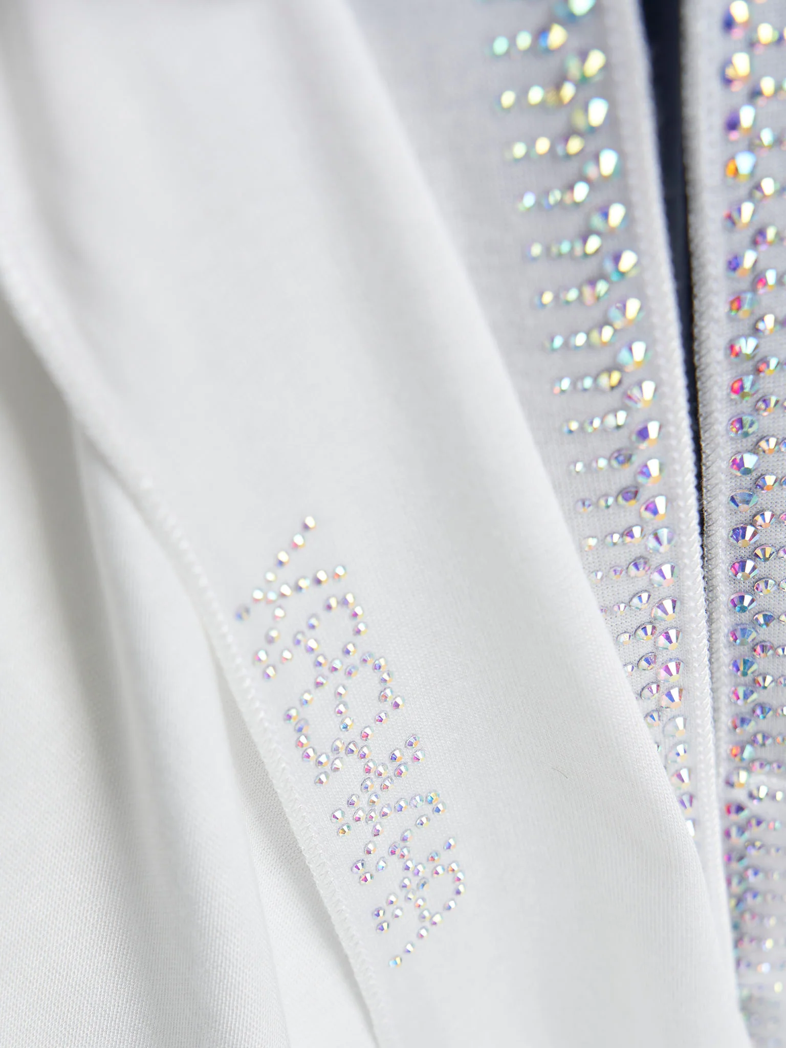 Plain Jersey Hijab with Crown Stone Line Border (KP18160L) - Image 87