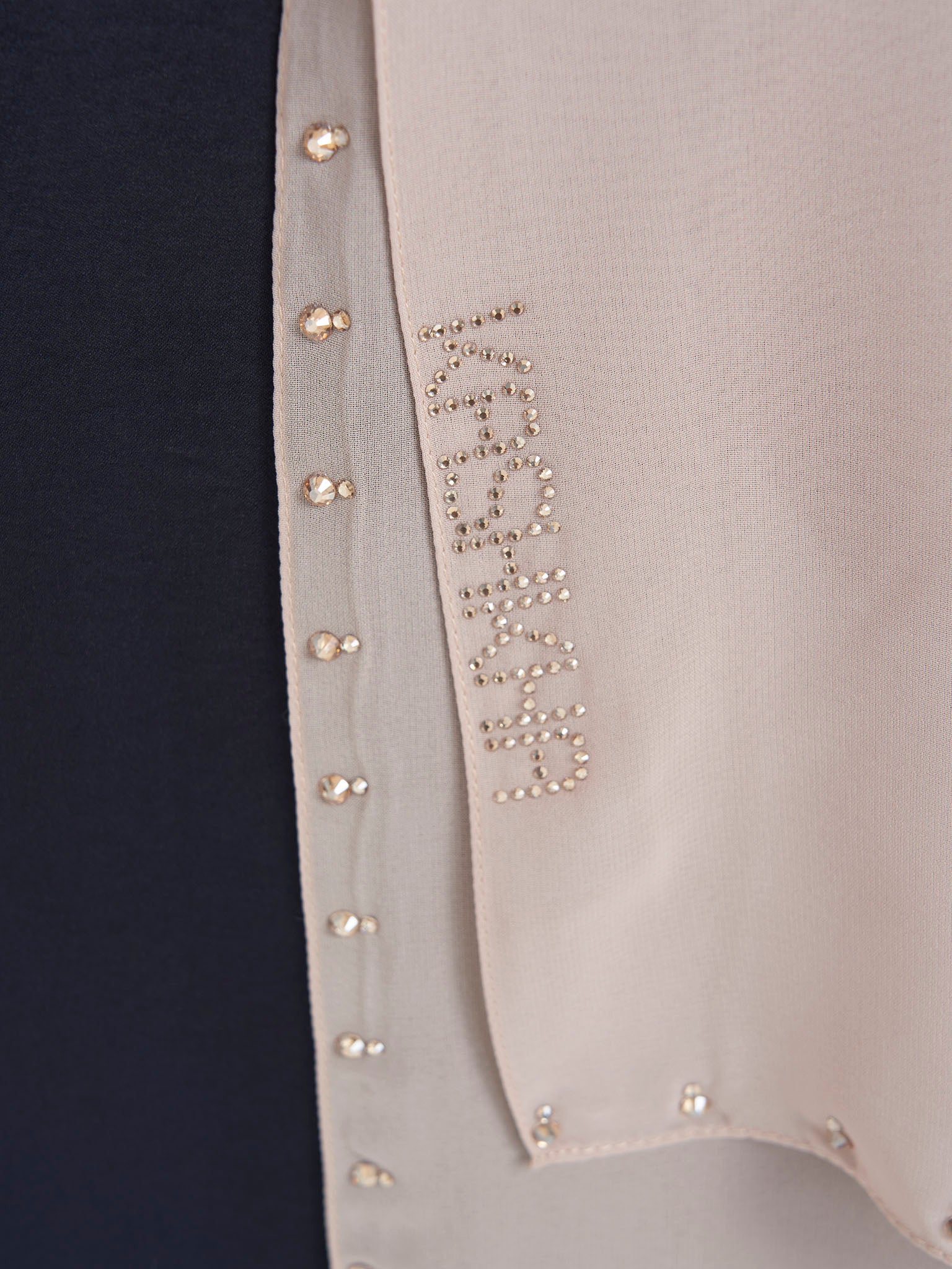 Chiffon Hijab with Stonework Motif Border (KP18201L) - Image 20