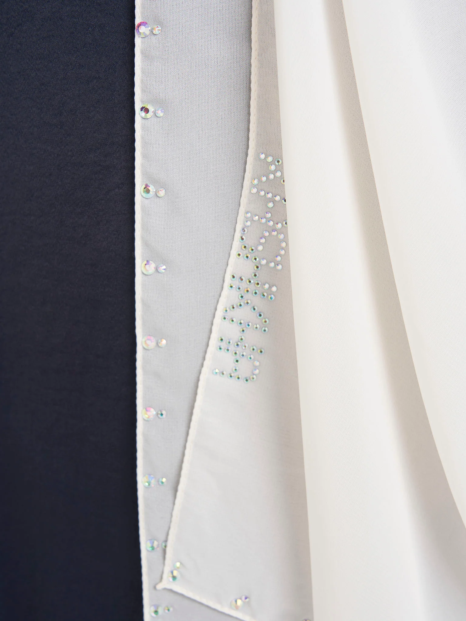 Chiffon Hijab with Stonework Motif Border (KP18201L) - Image 23