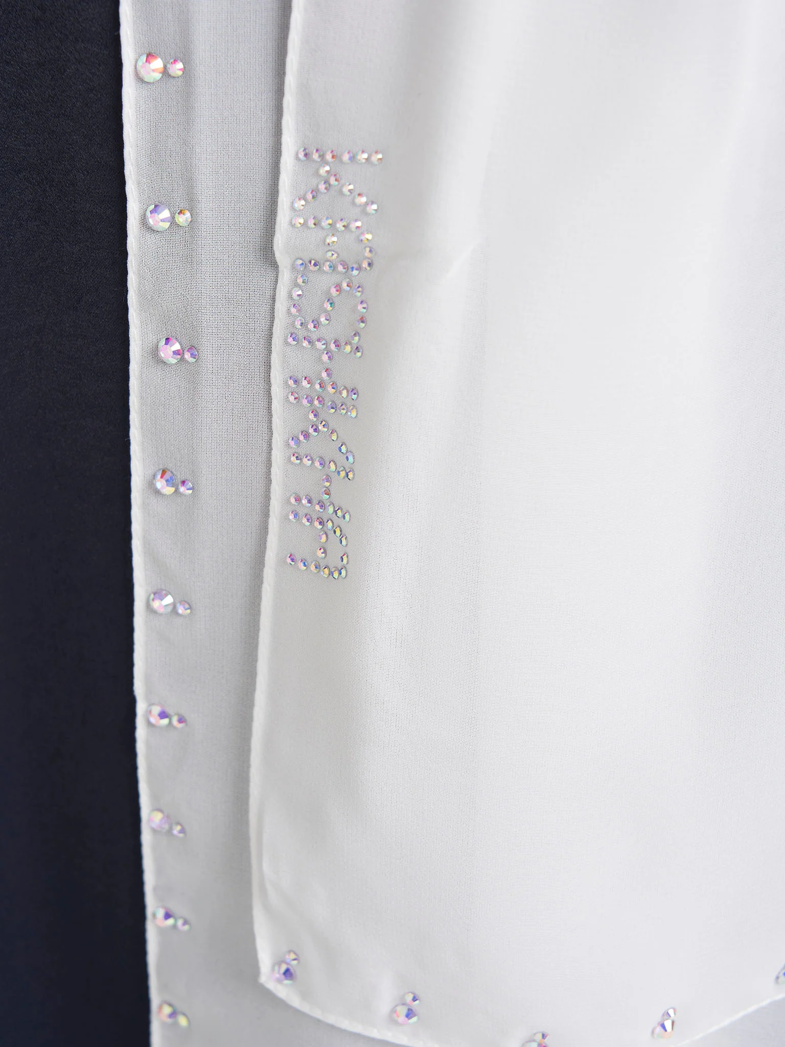 Chiffon Hijab with Stonework Motif Border (KP18201L) - Image 5